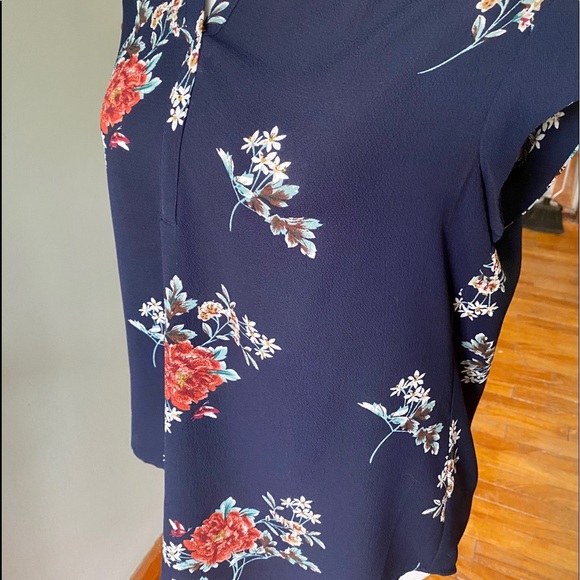 Navy Blue Floral Blouse - Picture 4 of 7
